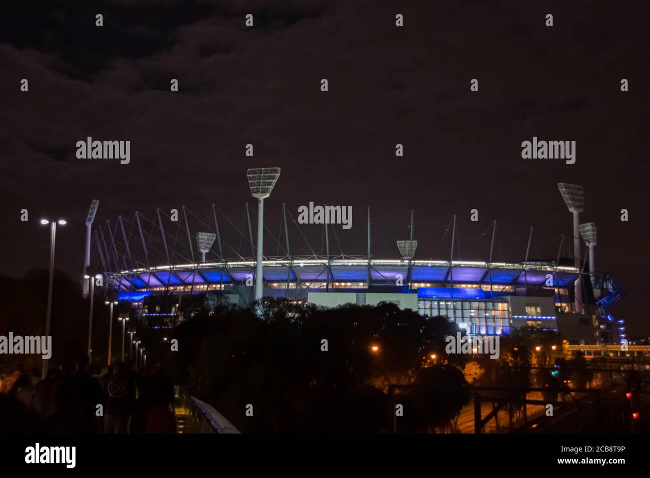 Scena notturna e architettura dello stadio di Melbourne dall'Australia Foto Stock