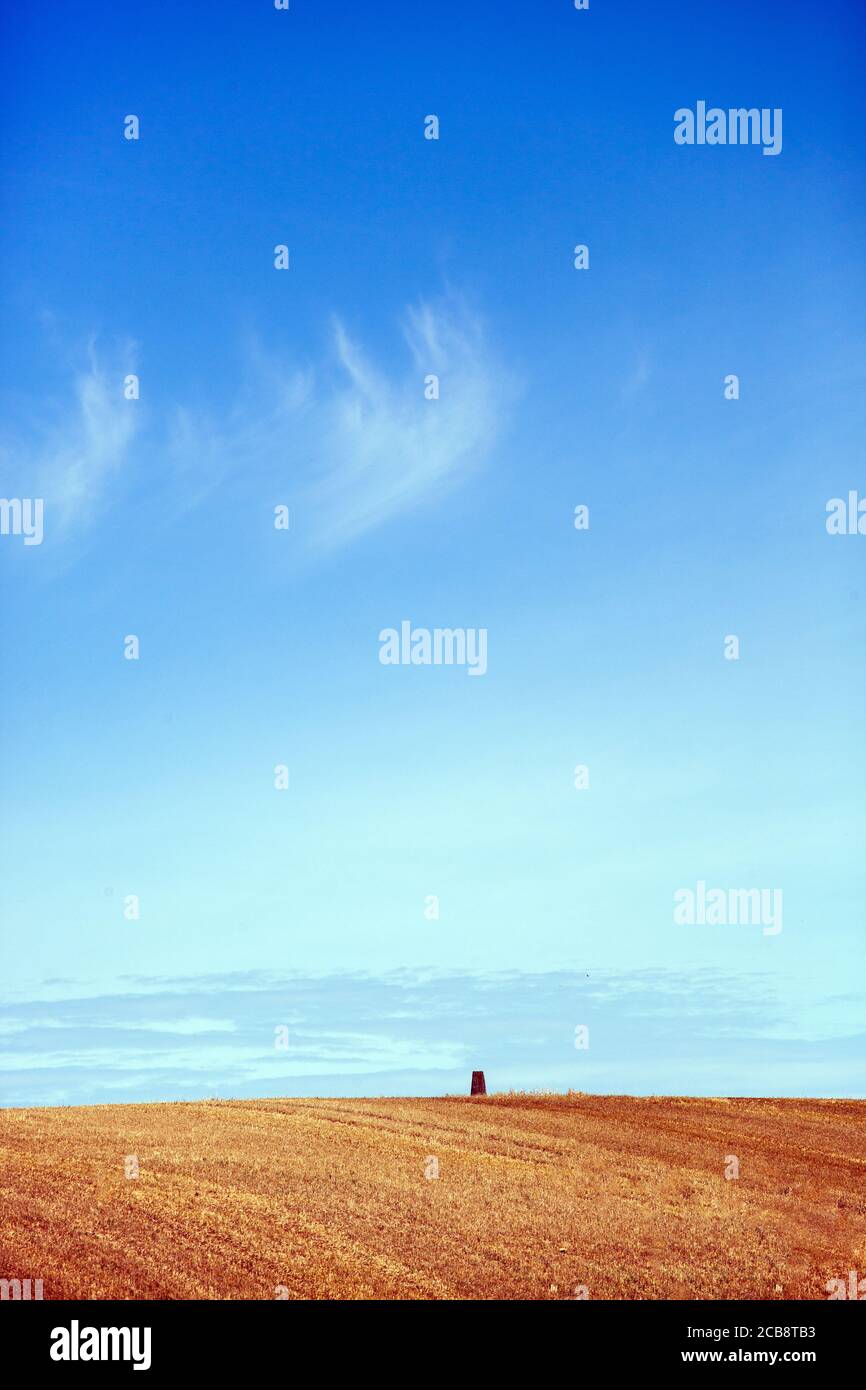 Punto di trig sulla Via Chilterns lunga distanza sentiero vicino Ewelme in Oxfordshire Inghilterra Regno Unito Foto Stock