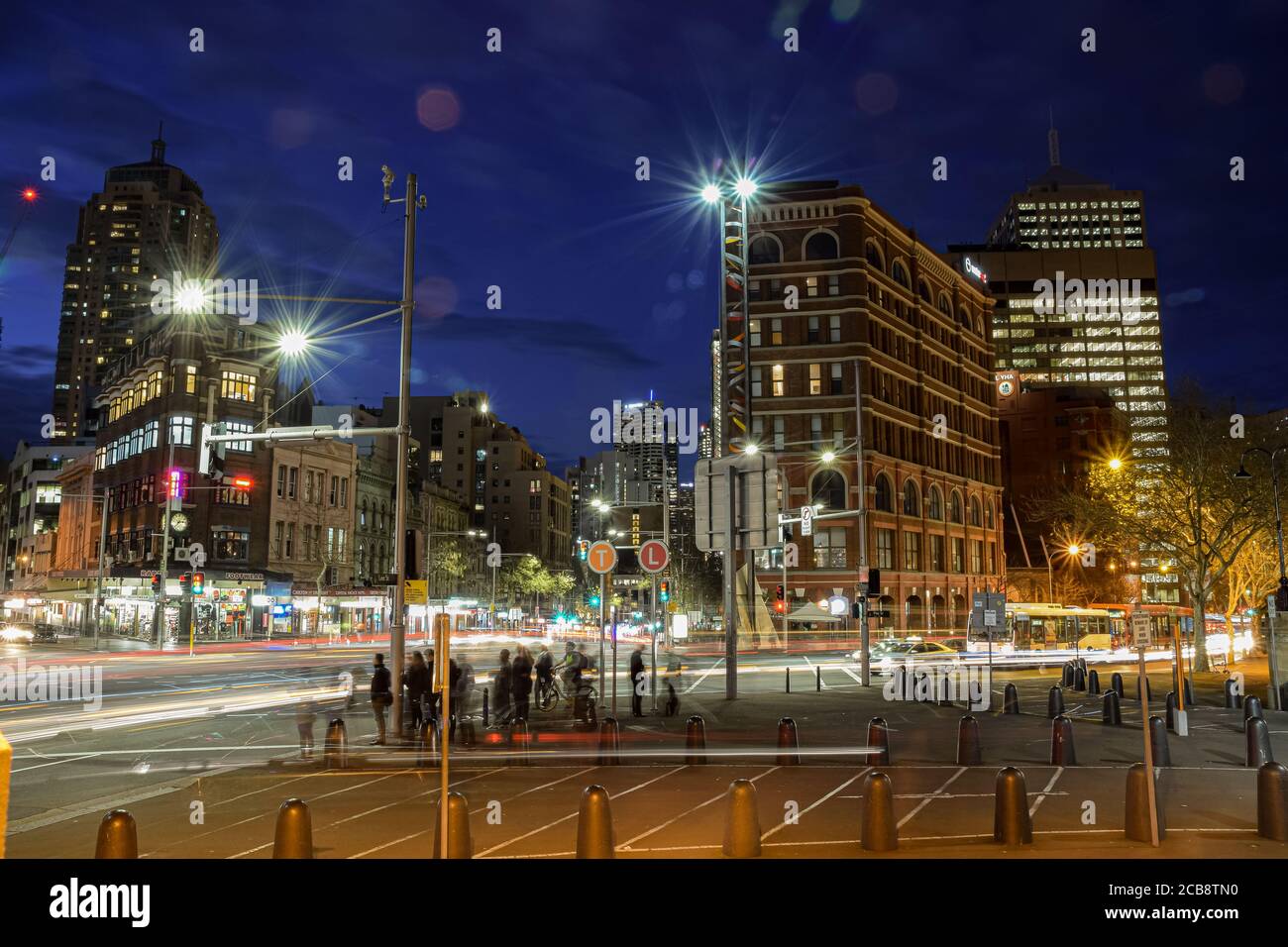 Scena di strada in stile vita notturna da Sidney, Australia 2019 Foto Stock