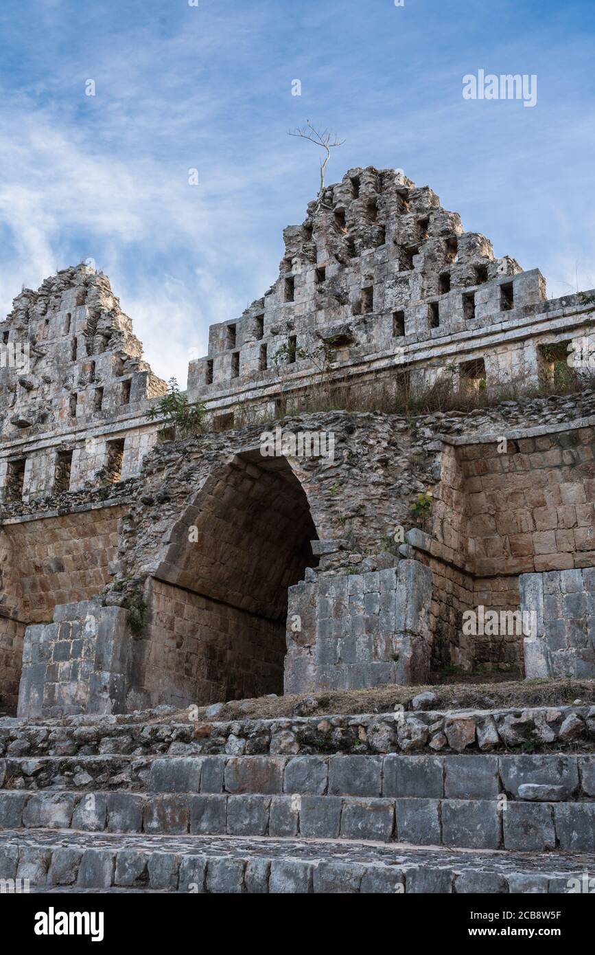 Il Dovecote o Pigeon House Gruppo di rovine nella città Maya di Uxmal in Yucatan, Messico. Città pre-ispanica di Uxmal - un Cente patrimonio dell'umanità dell'UNESCO Foto Stock