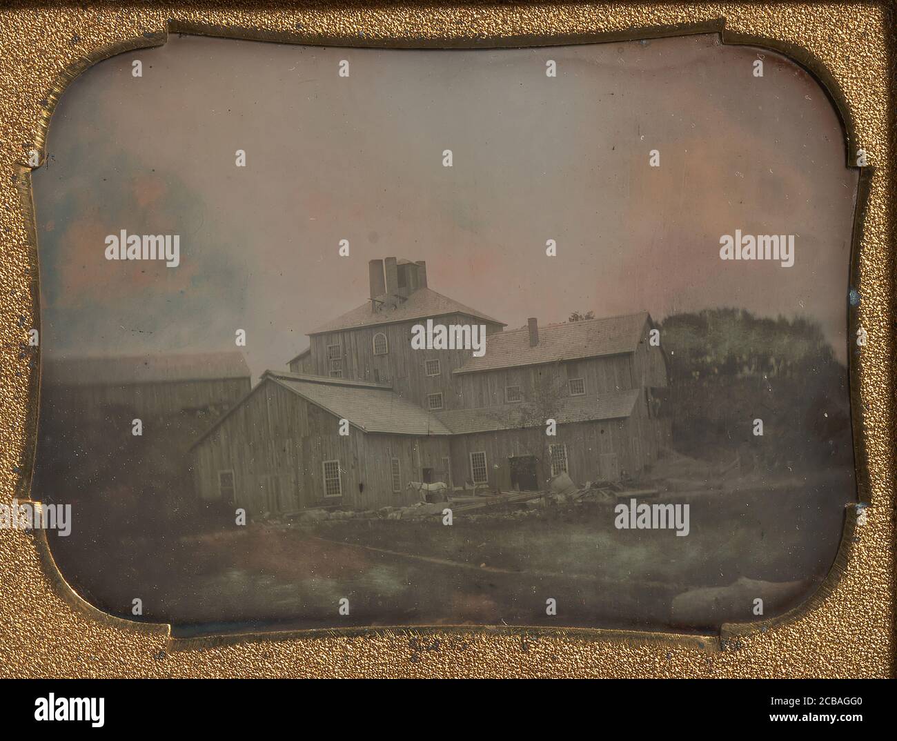 Mulino o magazzino con tavola verticale Siding, 1850. Foto Stock