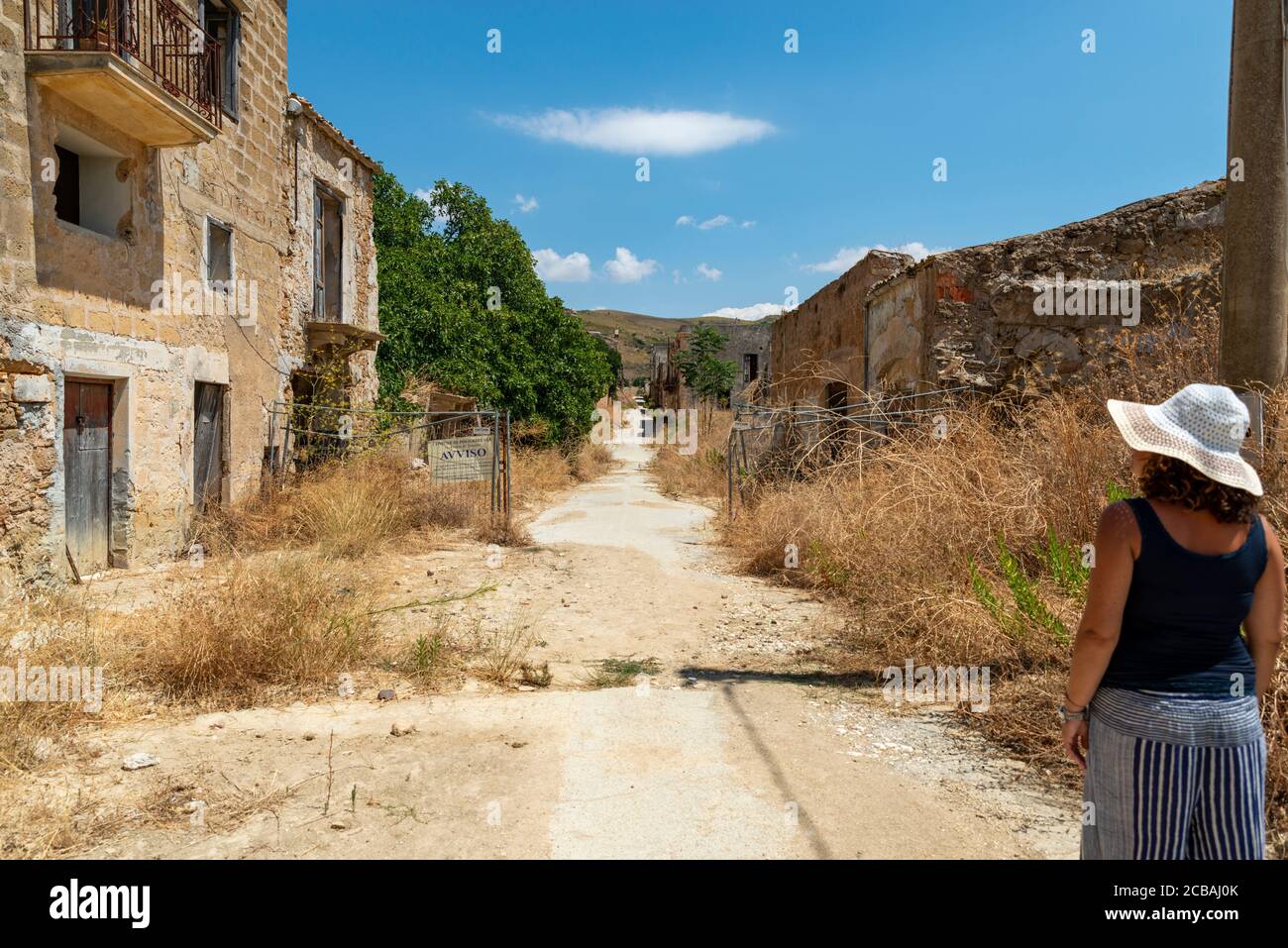 La Città fantastica di Poggioreale Una città fantasma di poggioreale, dopo il terremoto, Trapani, Sicilia, Italia Foto Stock