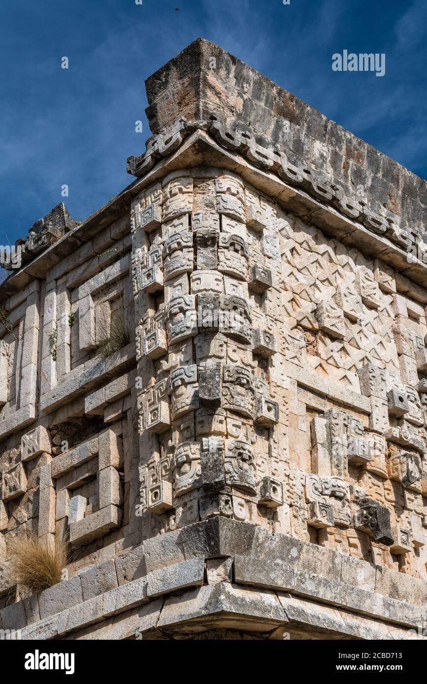 Il Palazzo dei Governatori nelle rovine della città Maya di Uxmal a Yucatan, Messico. Città pre-ispanica di Uxmal - un centro del patrimonio mondiale dell'UNESCO. Foto Stock