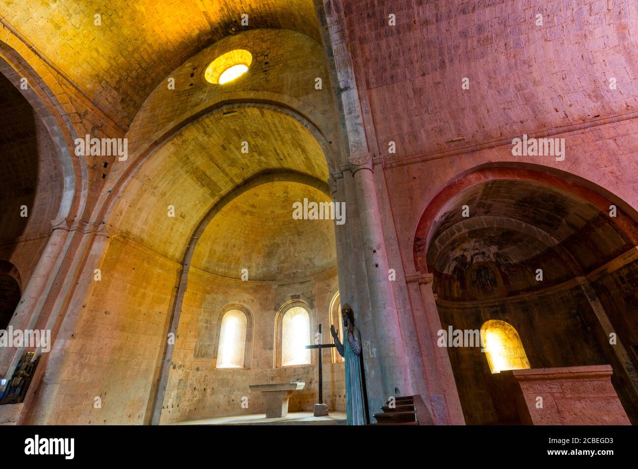 Abbazia di le Thoronet, l'Abbaye du Thoronet, Dipartimento del Var, architettura cistercense, Provenza, Francia, Europa Foto Stock