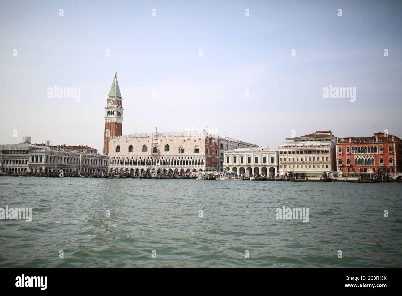 Vista sulla Basilica di San Marco a Venezia Foto Stock