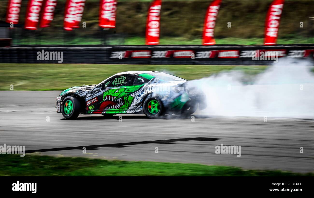 Oschersleben, Germania, 31 agosto 2019: Michal Rzoska guida una Toyota GT86 durante la Drift Kings International Series alla 4a Asia Arena Foto Stock