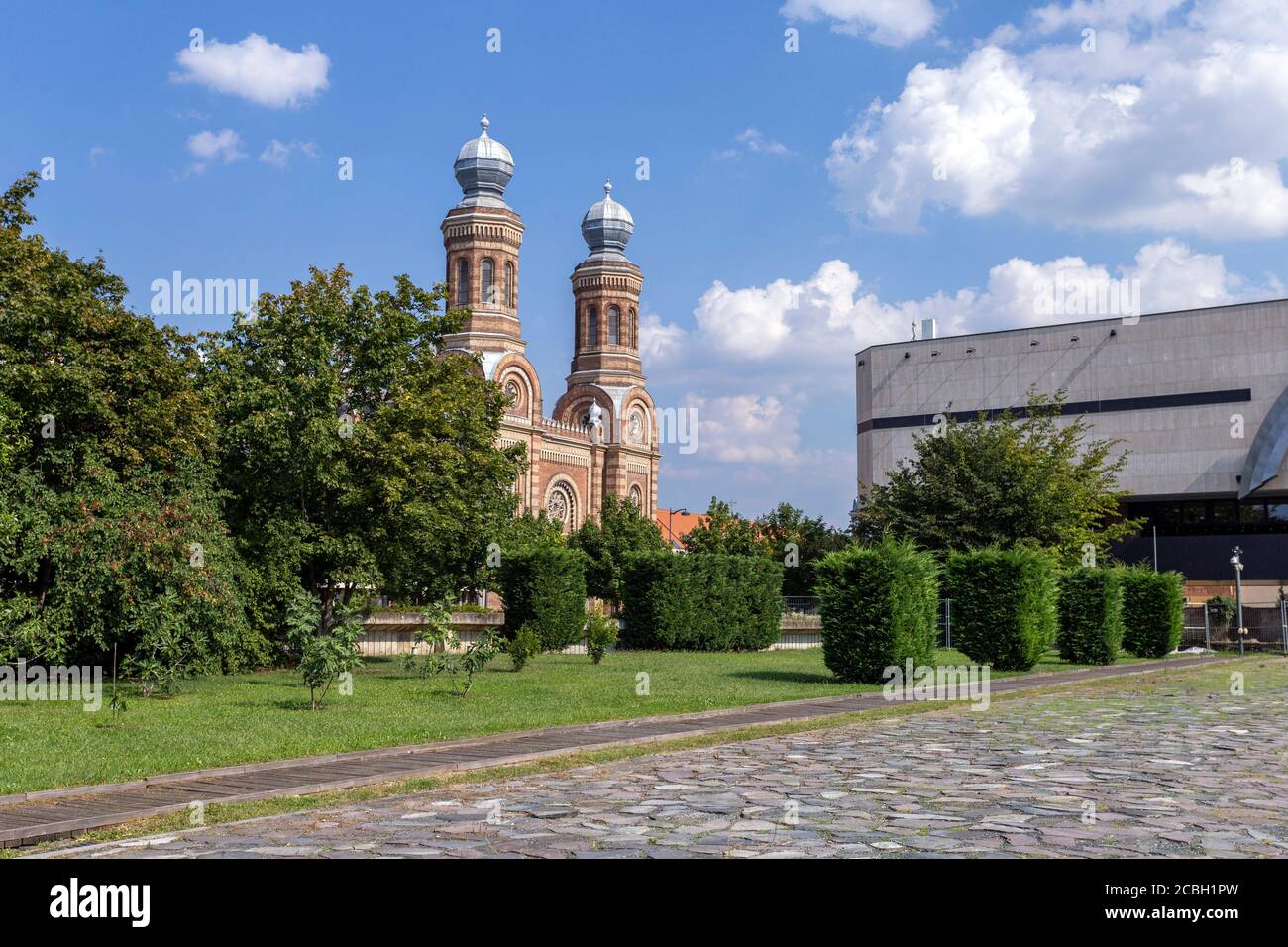 Sinagoga a Szombathely, Ungheria in una giornata estiva. Foto Stock