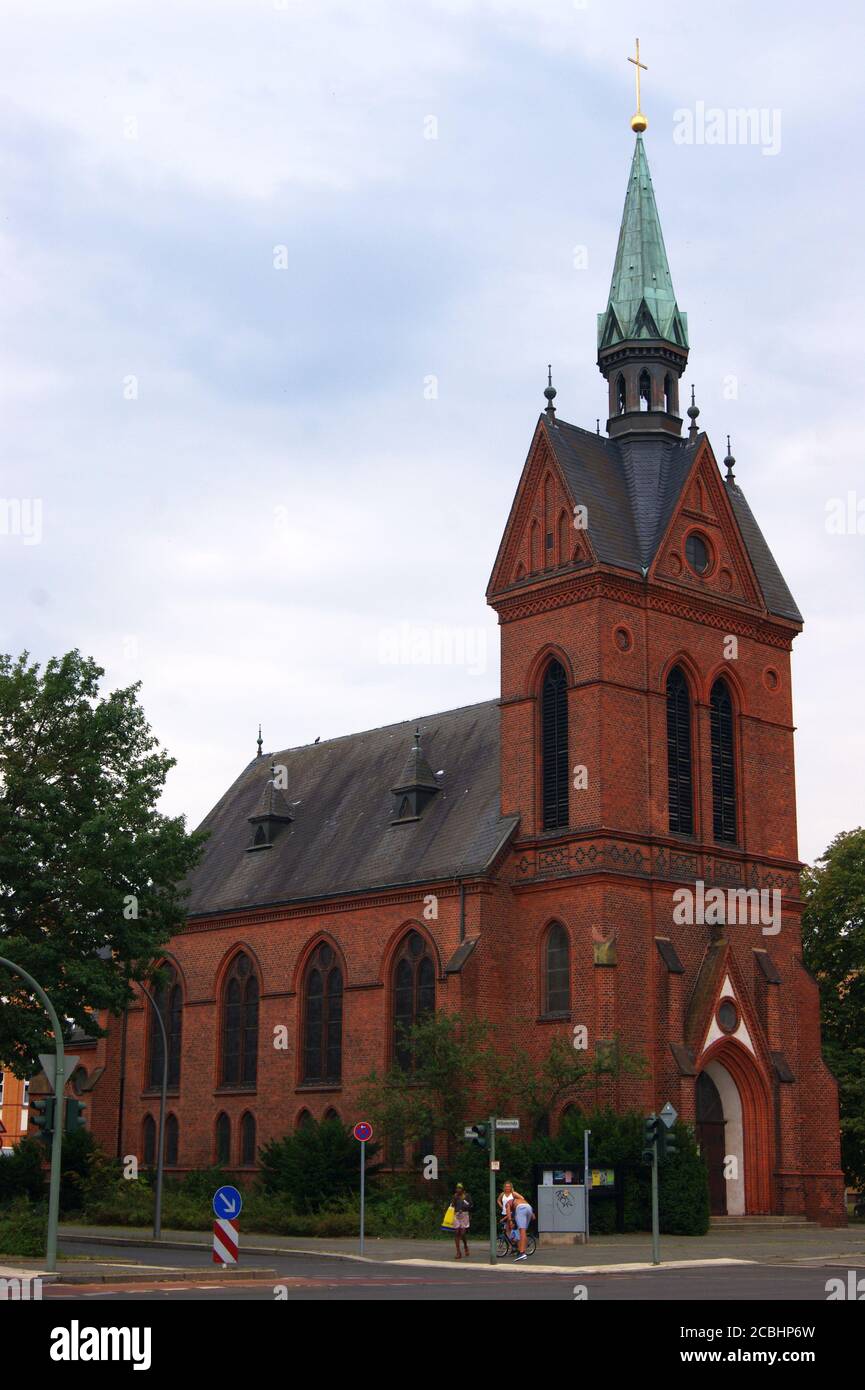 Die evangelische Melanchthon-Kirche wurde am 15. Dezember 1893 am Melanchthonplatz im Ortsteil Wilhelmstadt in Spandau eingeweiht Foto Stock