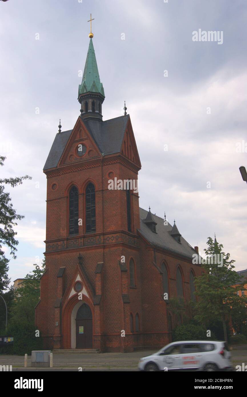 Die evangelische Melanchthon-Kirche wurde am 15. Dezember 1893 am Melanchthonplatz im Ortsteil Wilhelmstadt in Spandau eingeweiht Foto Stock