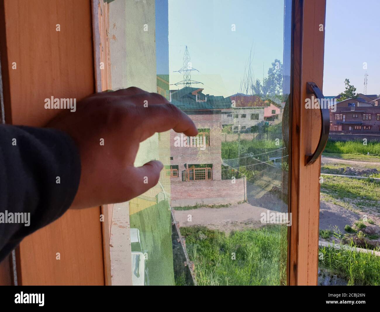 Case galleggianti in legno e ponti sembrano belli. Foto Stock