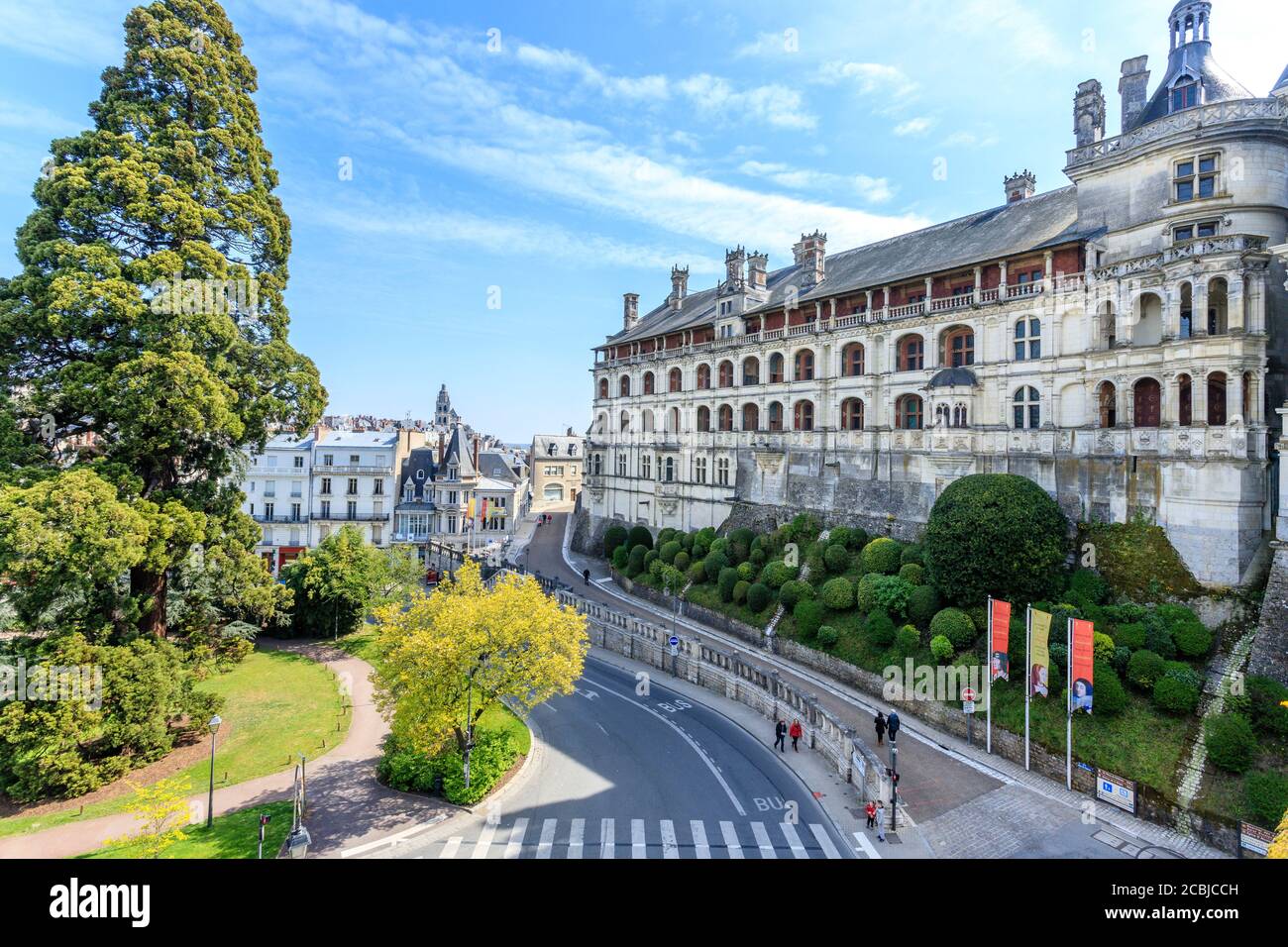 Francia, Loir et Cher, Valle della Loira Patrimonio Mondiale dell'UNESCO, Blois, Chateau de Blois, castello reale, facciata des Loges in Francois i ala // F Foto Stock