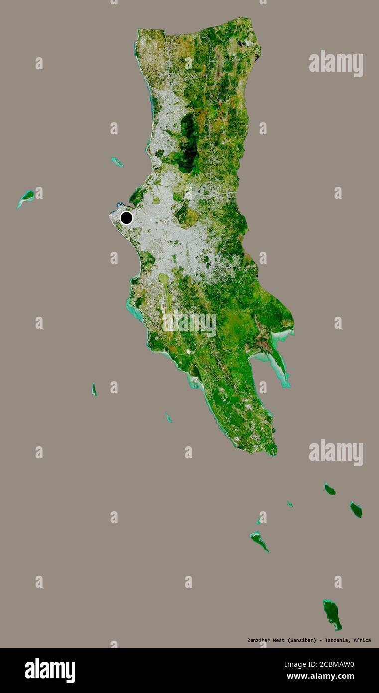 Forma di Zanzibar West, regione della Tanzania, con la sua capitale isolata su uno sfondo di colore pieno. Immagini satellitari. Rendering 3D Foto Stock