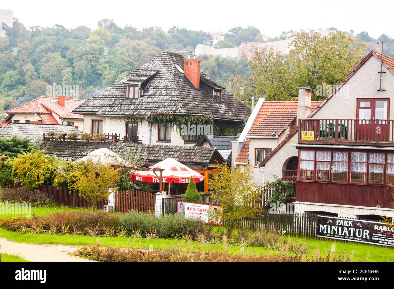 Kazimierz Dolny, Polonia, 26 ottobre 2015: Architettura cittadina Foto Stock