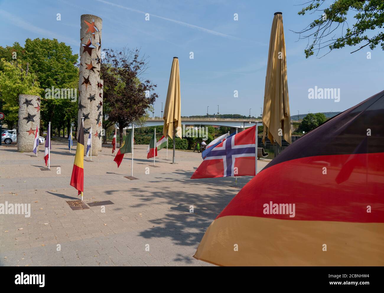 La città di Schengen, sulla Mosella, nel Granducato del Lussemburgo, dove è stato firmato l'accordo di Schengen del 1985, Monumento europeo alla Muse Foto Stock