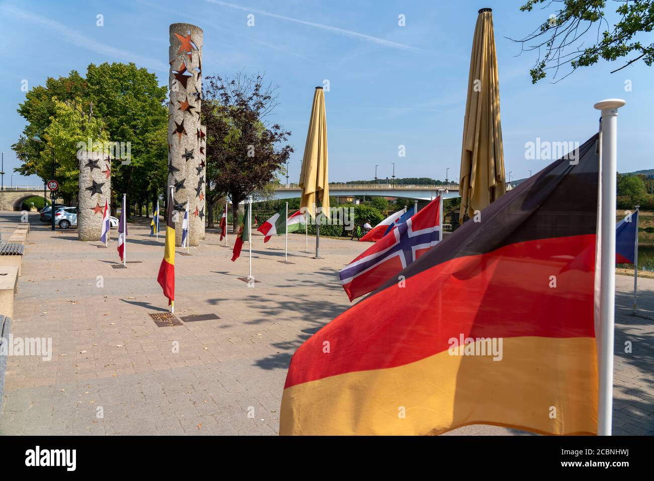 La città di Schengen, sulla Mosella, nel Granducato del Lussemburgo, dove è stato firmato l'accordo di Schengen del 1985, Monumento europeo alla Muse Foto Stock