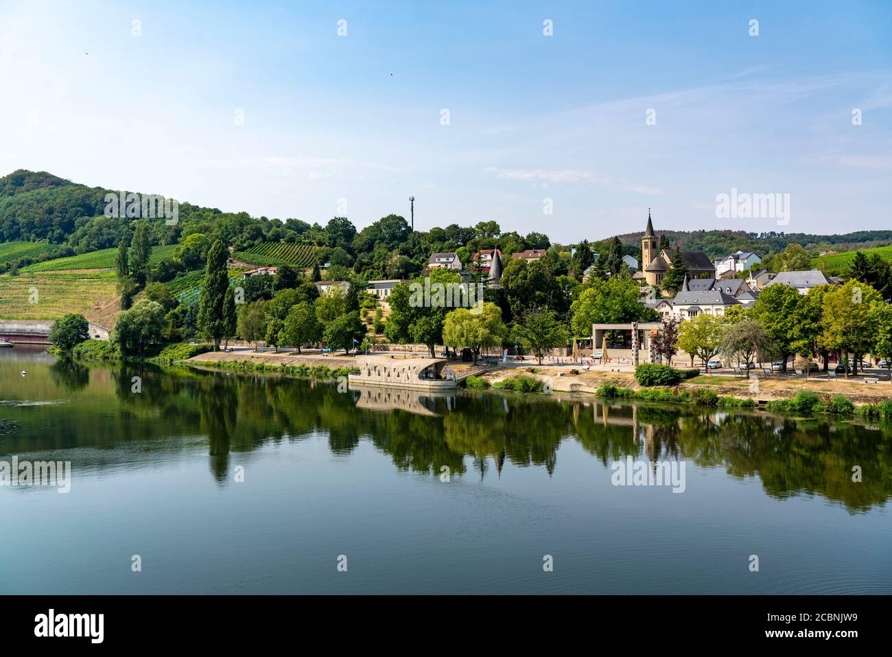 La località Schengen, sulla Mosella, nel Granducato del Lussemburgo, dove è stato firmato l'accordo di Schengen del 1985; Foto Stock