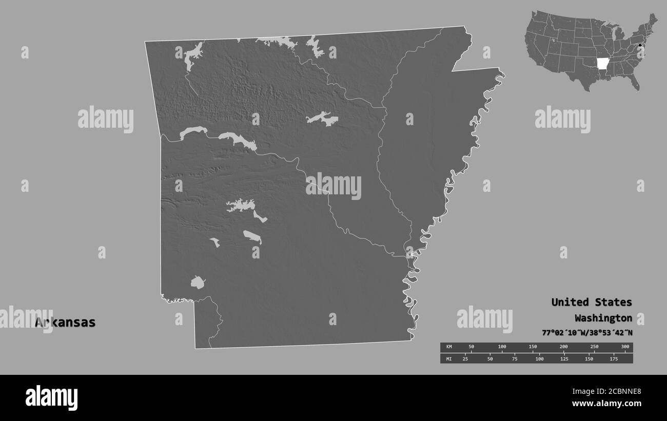 Forma dell'Arkansas, stato della terraferma degli Stati Uniti, con la sua capitale isolata su solido sfondo. Scala della distanza, anteprima della regione ed etichette. Bilivello Foto Stock