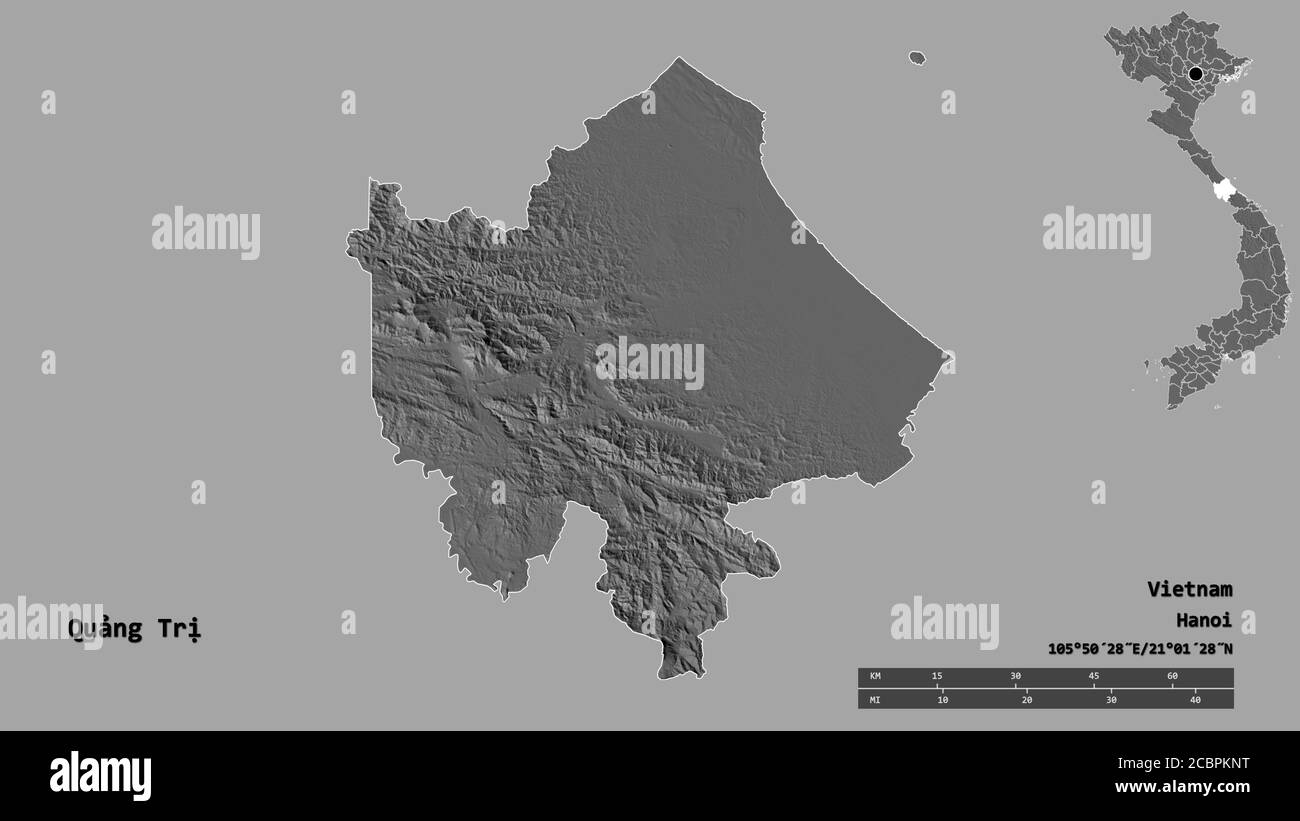 Forma di Quảng Trị, provincia del Vietnam, con la sua capitale isolata su solido sfondo. Scala della distanza, anteprima della regione ed etichette. Elevazione bilivello m Foto Stock