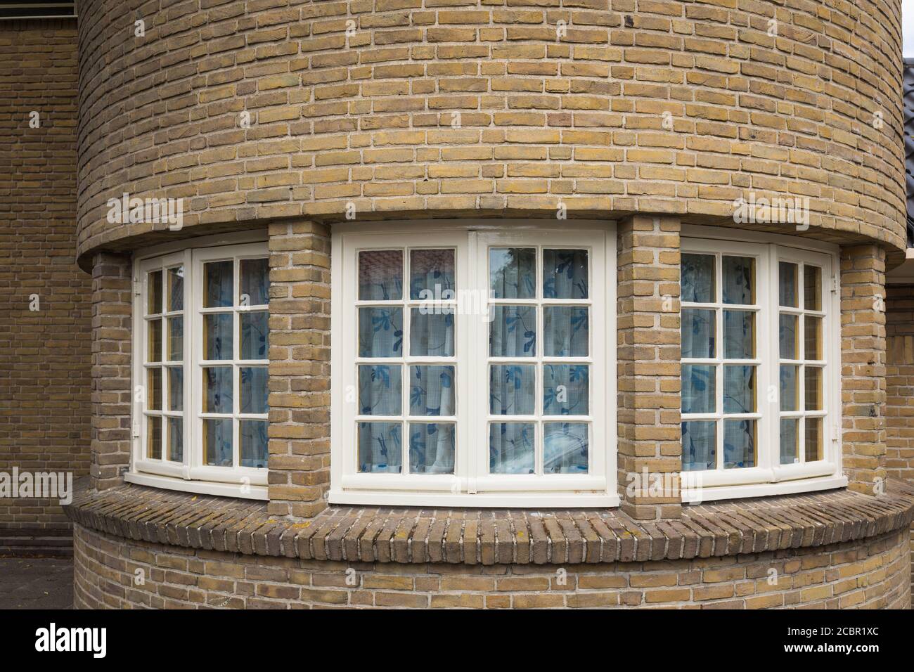 Architettura olandese di una scuola di Hilversum dell'architetto Dudok, scuola di Fabritius Foto Stock