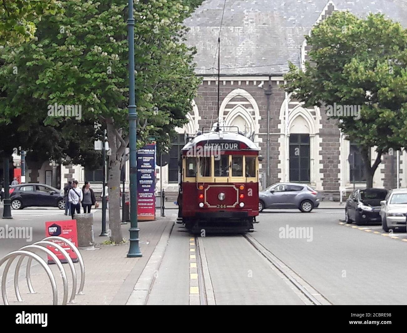 Tour della città in tram classico corre in centro. Christchurch / Nuova Zelanda Foto Stock