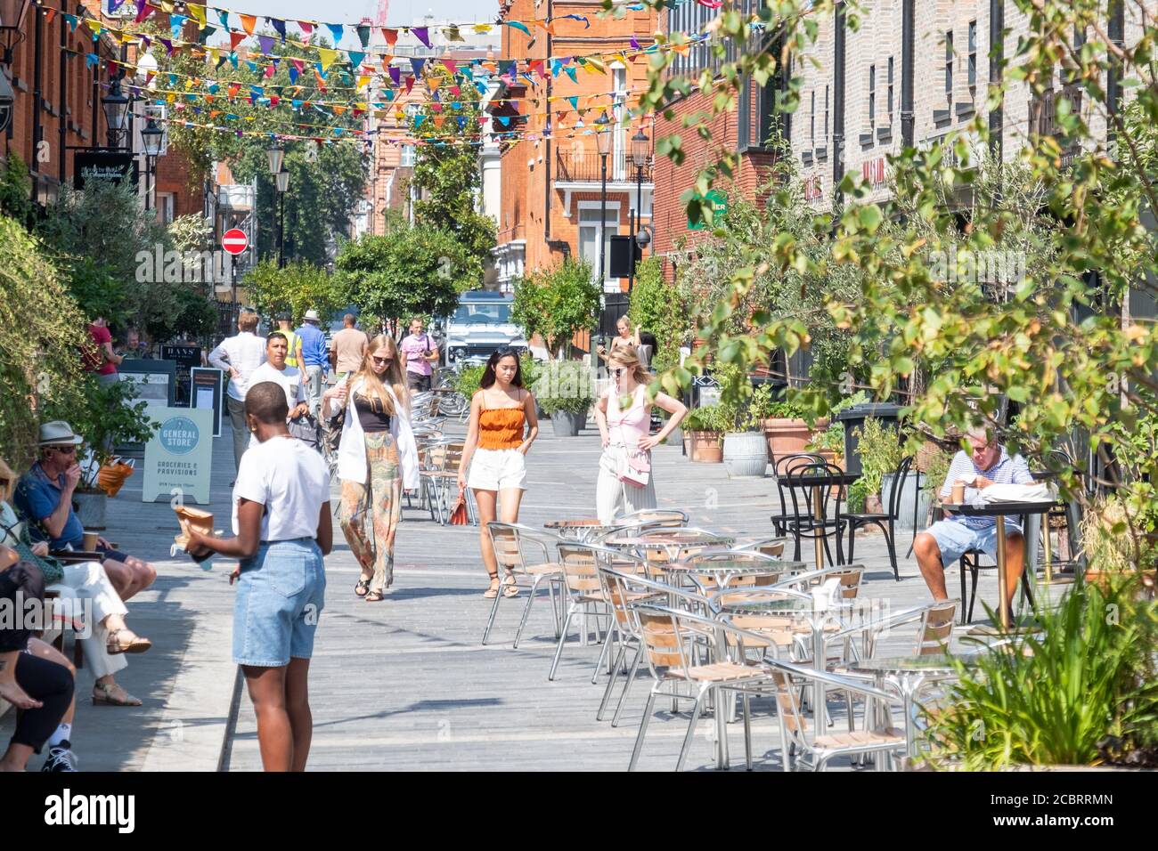 Londra- Agosto, 2020: Pavilion Road a Chelsea / Knightsbridge area del sud-ovest di Londra- una strada attraente di negozi e ristoranti Foto Stock
