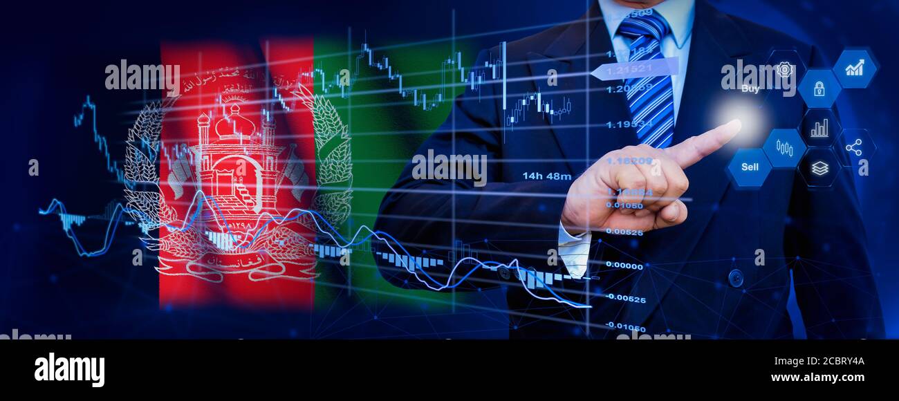 Uomo d'affari che tocca il sistema di elaborazione di analisi dei dati con grafici finanziari KPI, dashboard di stock e marketing su interfaccia virtuale. Con l'Afghanistan Foto Stock