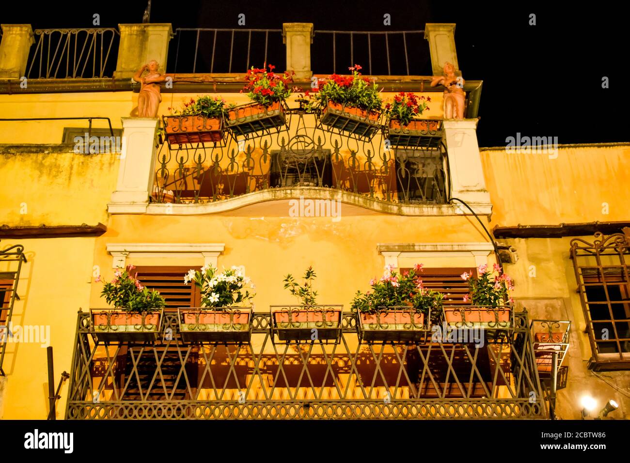 Una vecchia casa a Firenze Foto Stock