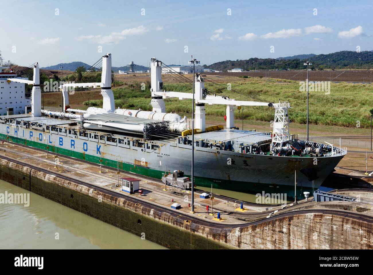 La stella di Chipolbrok della società di spedizione congiunta cinese-polacca a Miraflores Lock, canale di Panama Foto Stock