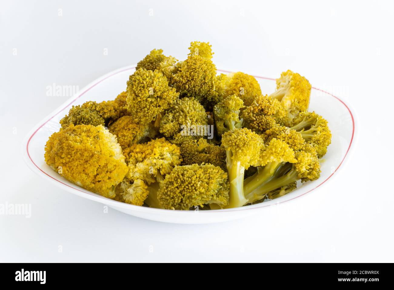 Broccoli bolliti ingialliti immagini e fotografie stock ad alta risoluzione  - Alamy