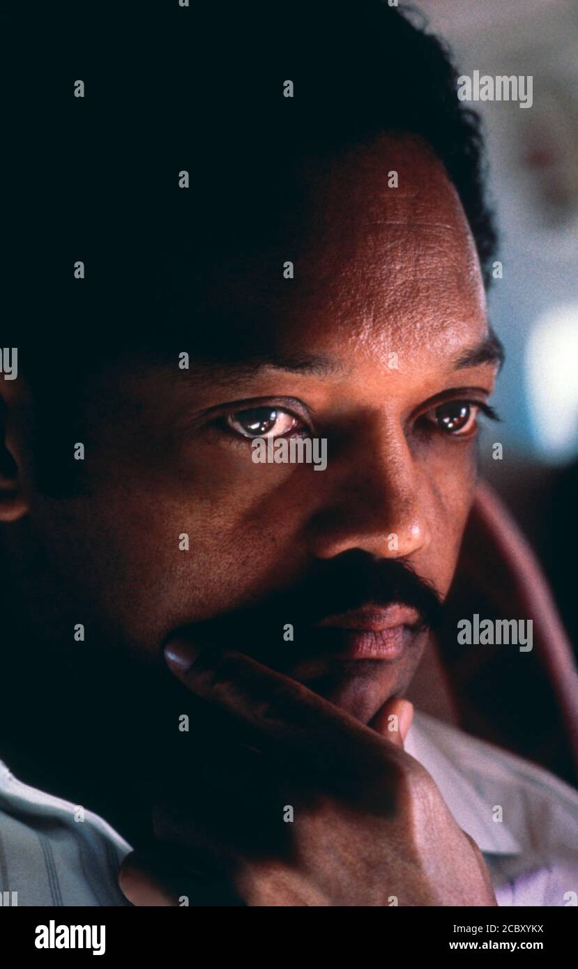 Il reverendo Jesse Jackson (nato l'8 ottobre 1941) sul suo aereo di campagna durante il suo tentativo di diventare candidato del Partito democratico nelle elezioni presidenziali degli Stati Uniti del 1988. Foto Stock
