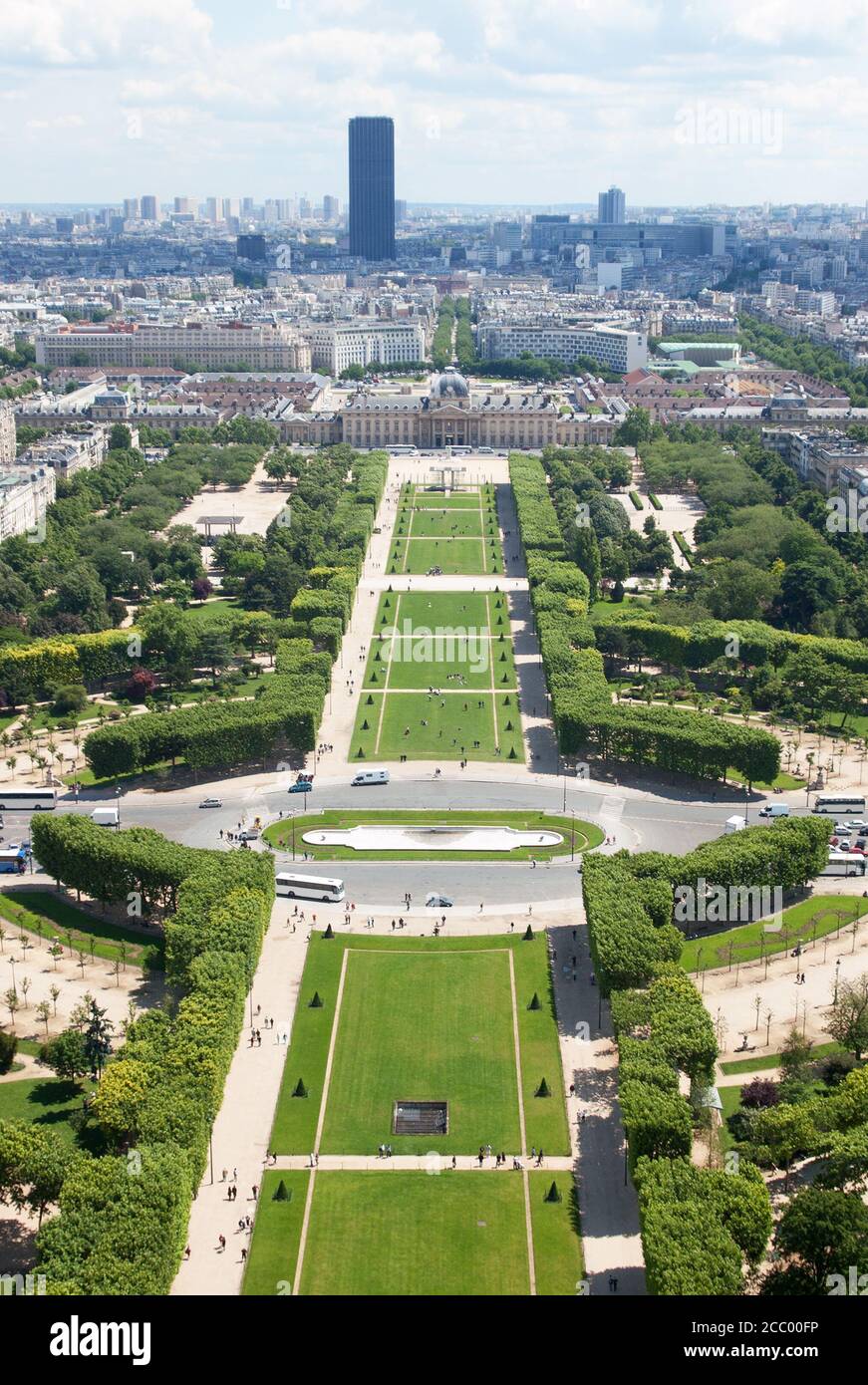 Champ de Mars, Parigi, Francia, catturato dalla Torre Eiffel Foto Stock