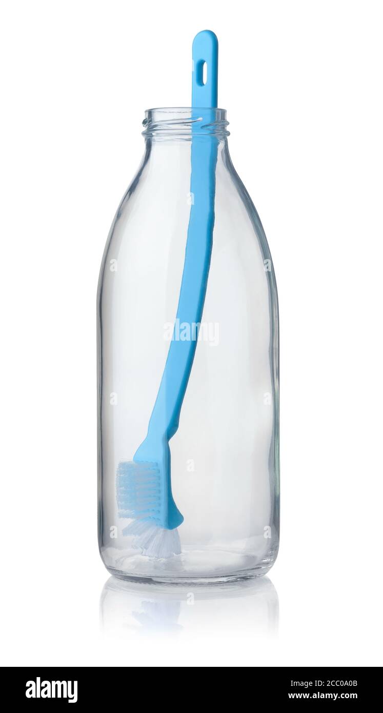 Spazzola di plastica blu in flacone di vetro isolata su bianco Foto Stock