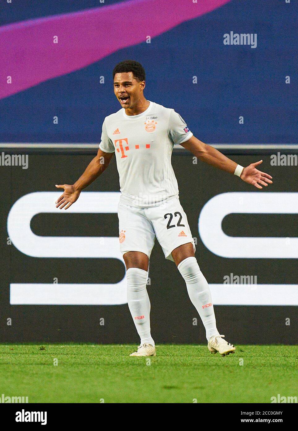 Firo Champions League 08/14/2020 1/4 quarto finale FC Bayern Monaco di Baviera, Monaco di Baviera - FC Barcellona 8: 2. Serge GNABRY, Jubilation fotografo: Peter Schatz/Pool/via/firosportphoto - LE NORMATIVE UEFA VIETANO QUALSIASI USO DI FOTOGRAFIE come SEQUENZE DI IMMAGINI e/o QUASI-VIDEO - News-Agenzie nazionali e internazionali FUORI uso editoriale si applicano SOLO i nostri termini e condizioni, disponibili su www .firosportphoto.de, §SOLO PER L'USO IN GERMANIA !!!!!! copyright by firo sportphoto: Coesfelder Str. 207 D-48249 Dulmen www.firosportphoto.de mail@firosportphoto.de dati del conto: (V olksbank B ochum - W it Foto Stock