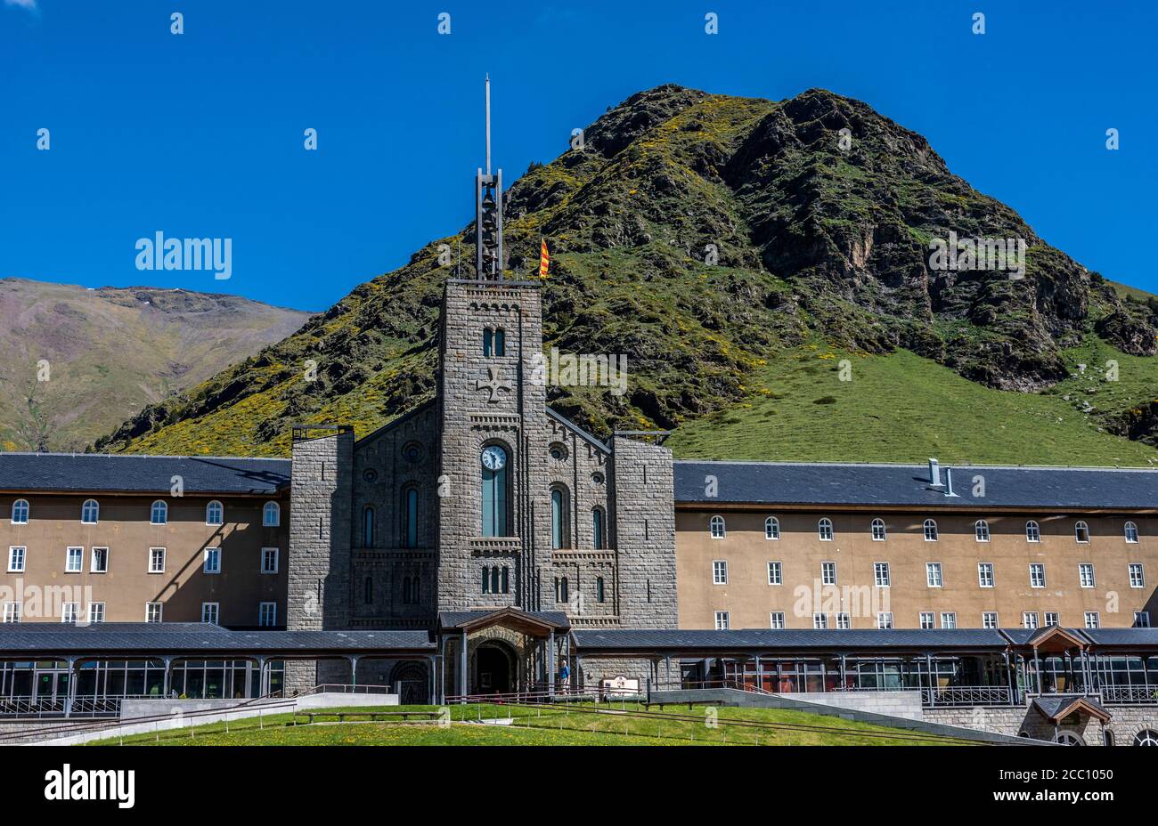 Spagna, Catalogna, Pirenei, comarque di Ripolles, Santuario della Vergine di Nuria e hotel dove l'autonomia della Catalogna è stata firmata nel 1931 Foto Stock