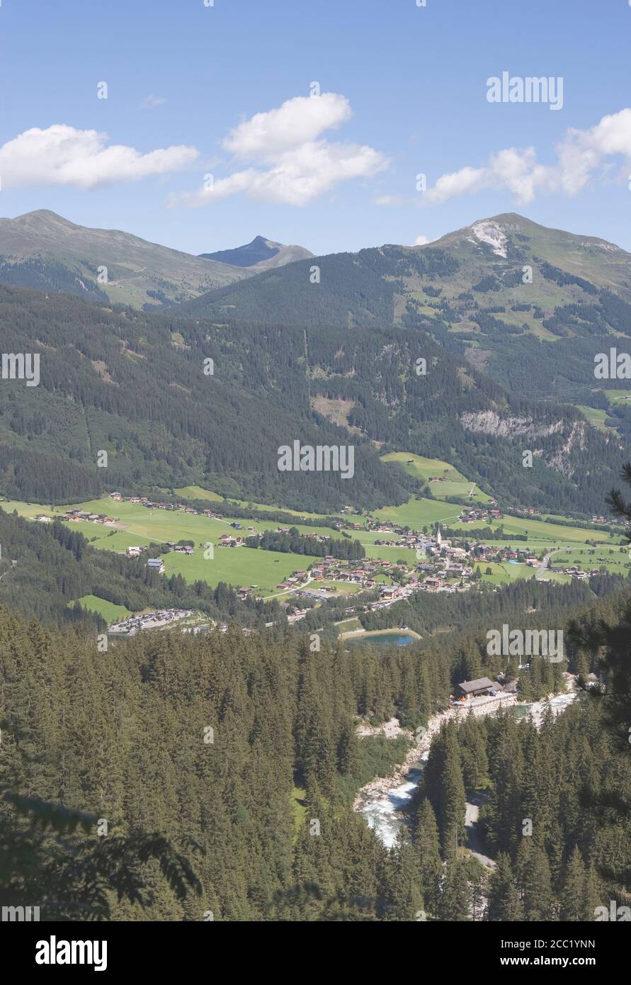 Austria, scenario di montagna, cascate di Krimml Foto Stock