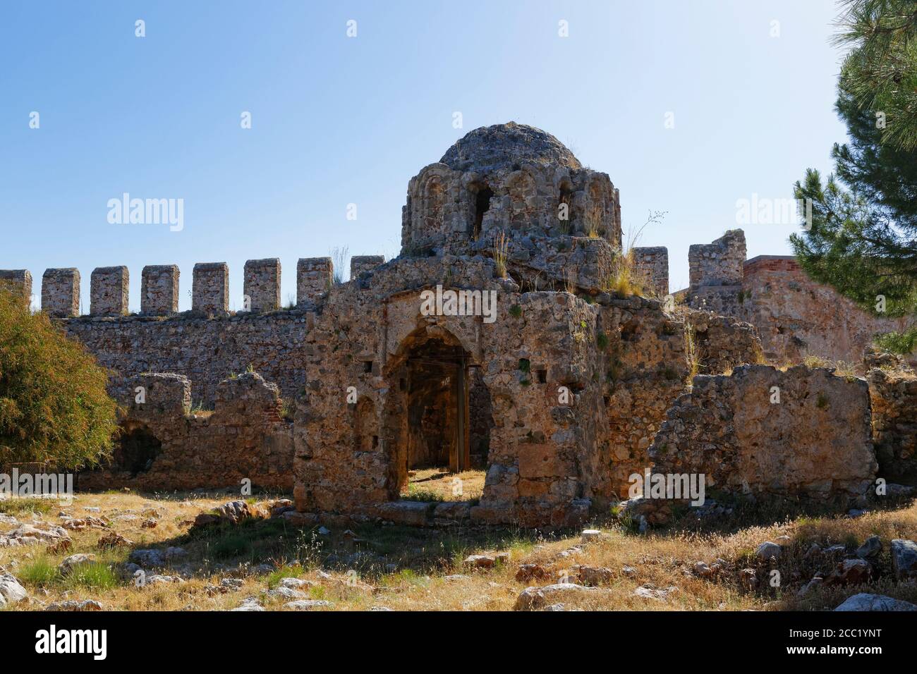 La Turchia, Alanya, vista della chiesa bizantina di San Giorgio Foto Stock