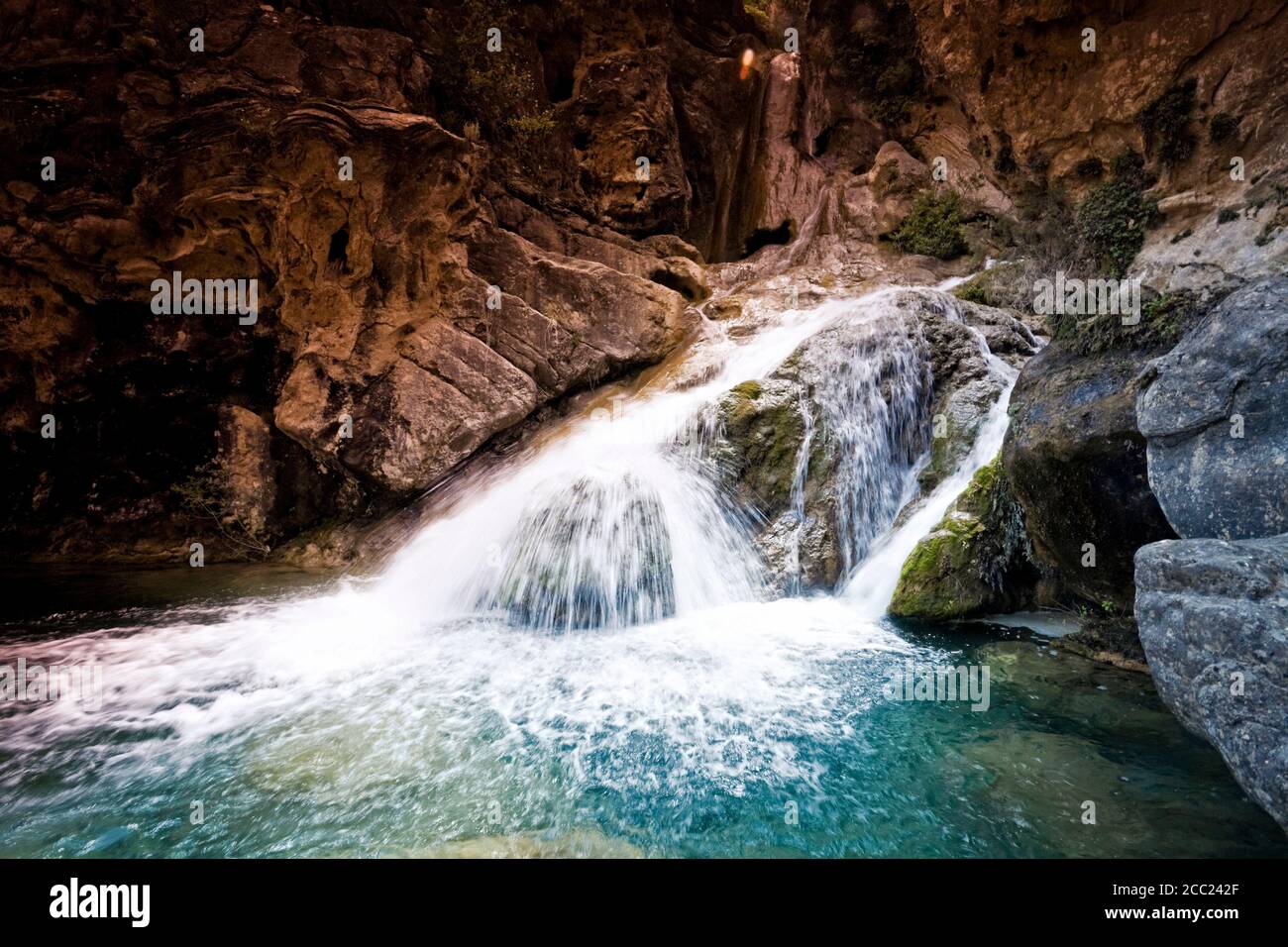 Spagna, Andalusia, cascata di Rio Guadalquivir in Sierra de Cazorla Foto Stock