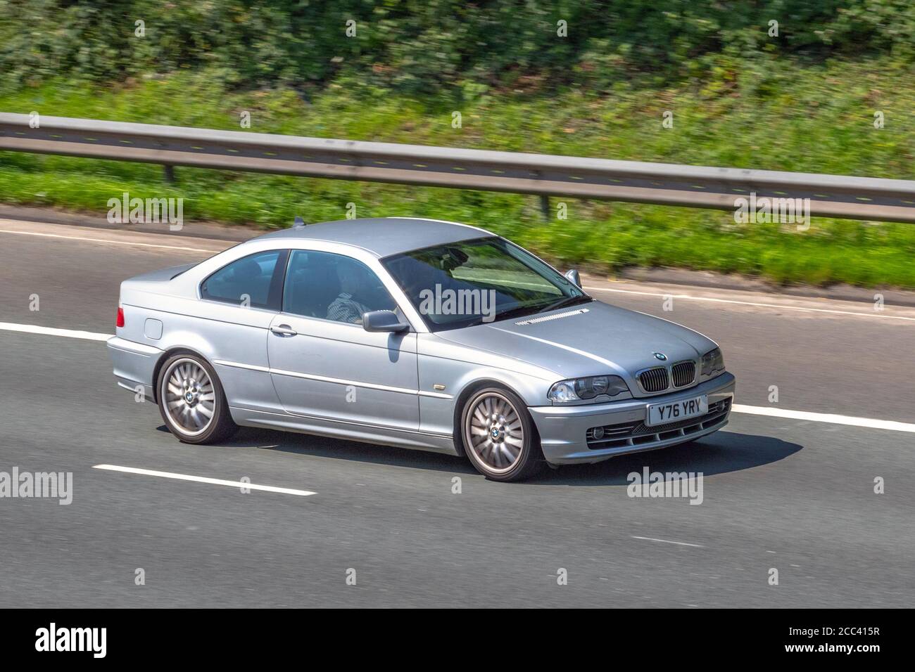 Auto BMW 330 CI, coupe, classe media, modello anno 1999-, visualizzare nel  bagagliaio, tecnica/accessorio, accessori Foto stock - Alamy