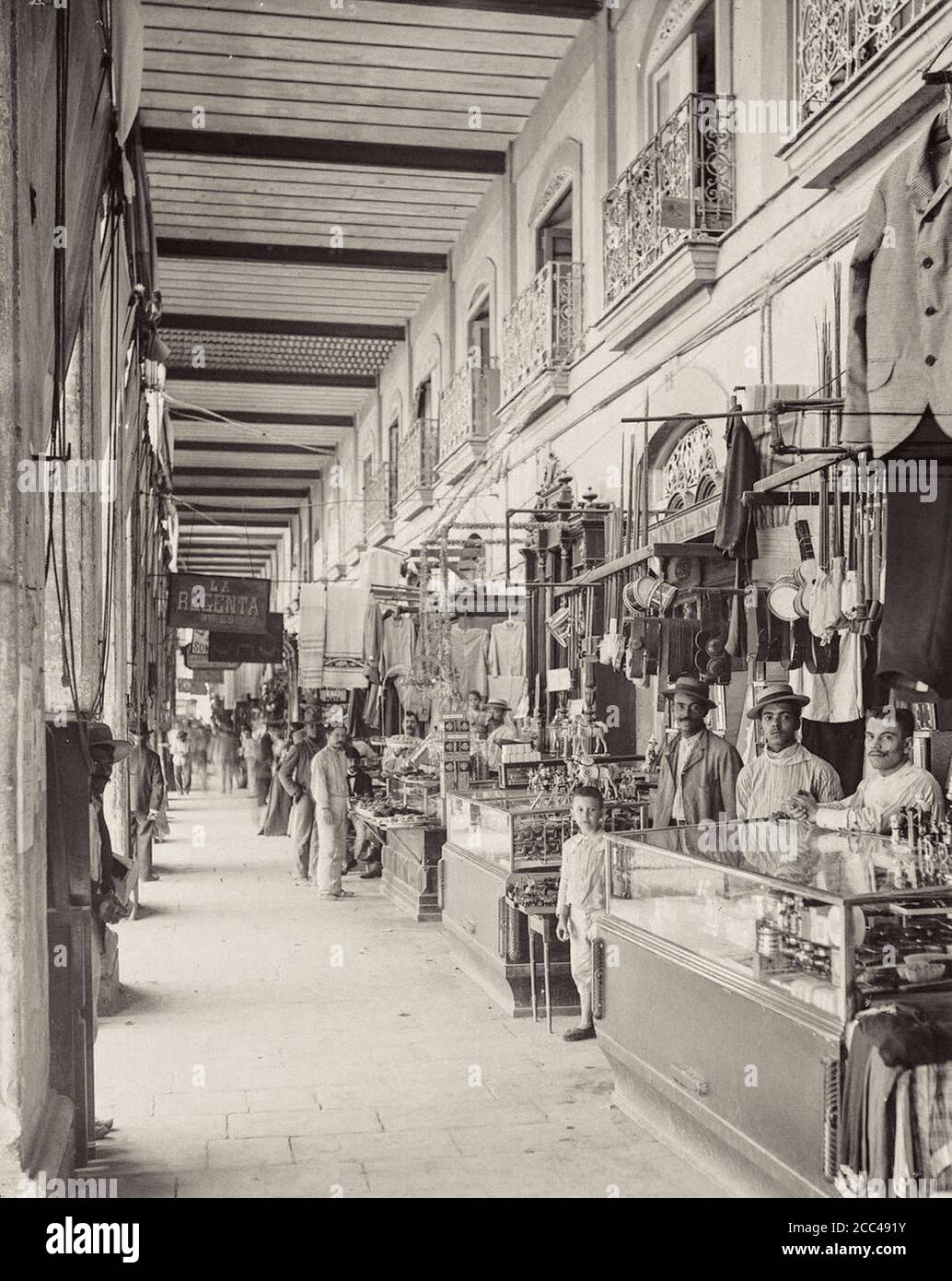 L'Avana Vecchia. Bancarelle dei venditori al Mercado Tocon. Cuba. 1904 Foto Stock