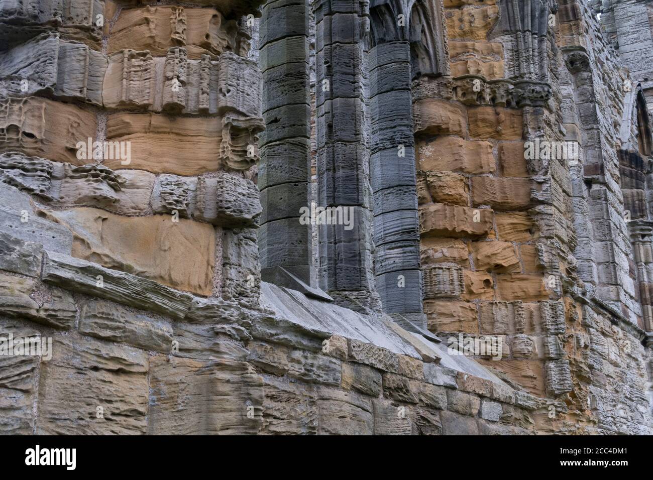 Rovine dell'abbazia di Whitby, monastero cristiano del VII secolo. Whitby, North Yorkshire. Regno Unito Foto Stock