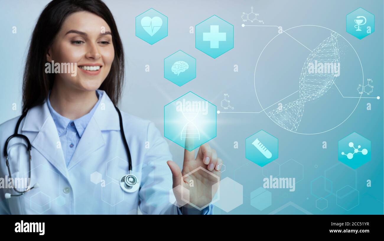 Medicina genetica. Giovane dottoressa premendo l'icona DNA Helix su schermo trasparente, spazio libero. Collage Foto Stock