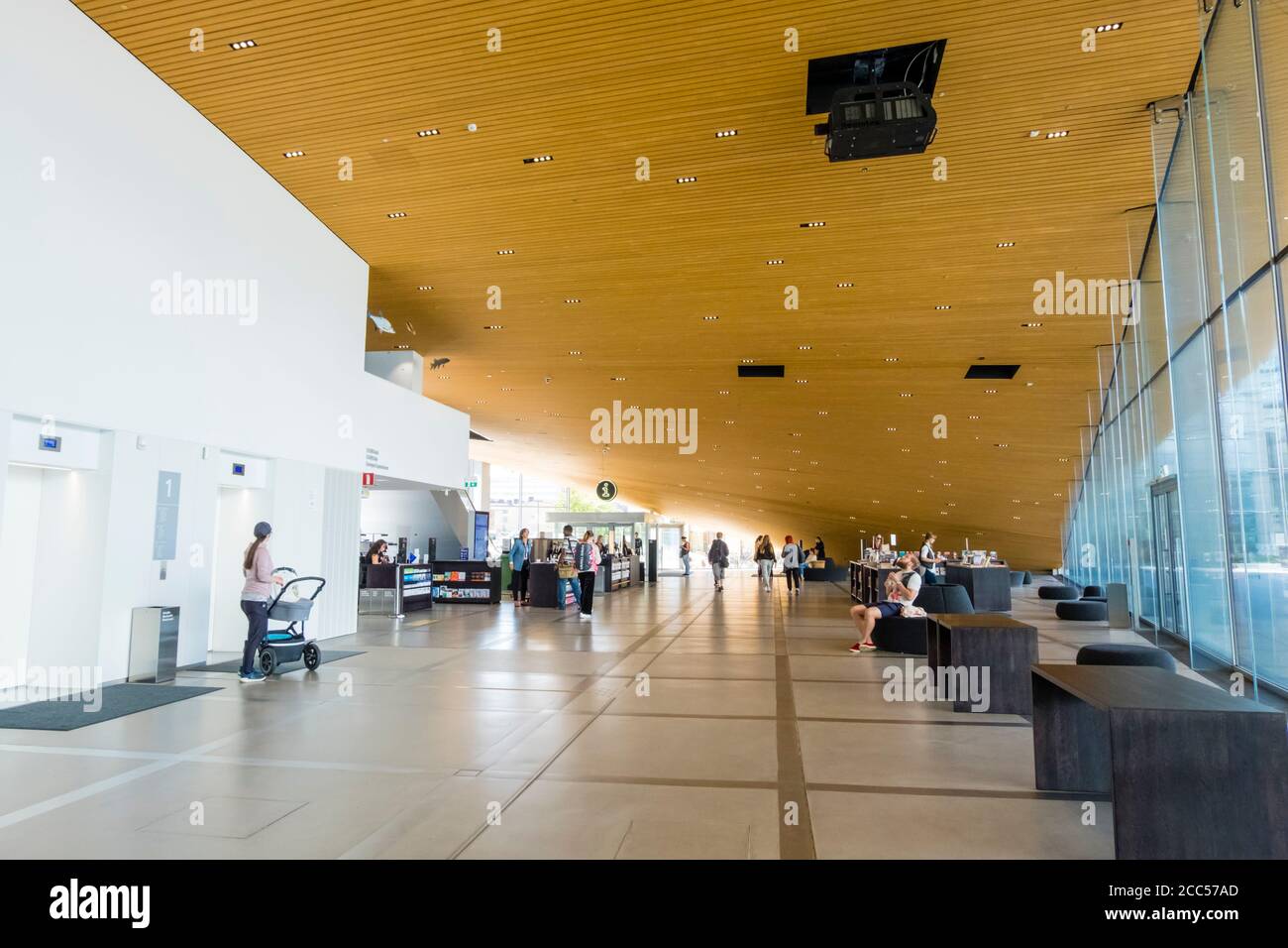 Oodi, biblioteca centrale, Helsinki, Finlandia Foto Stock