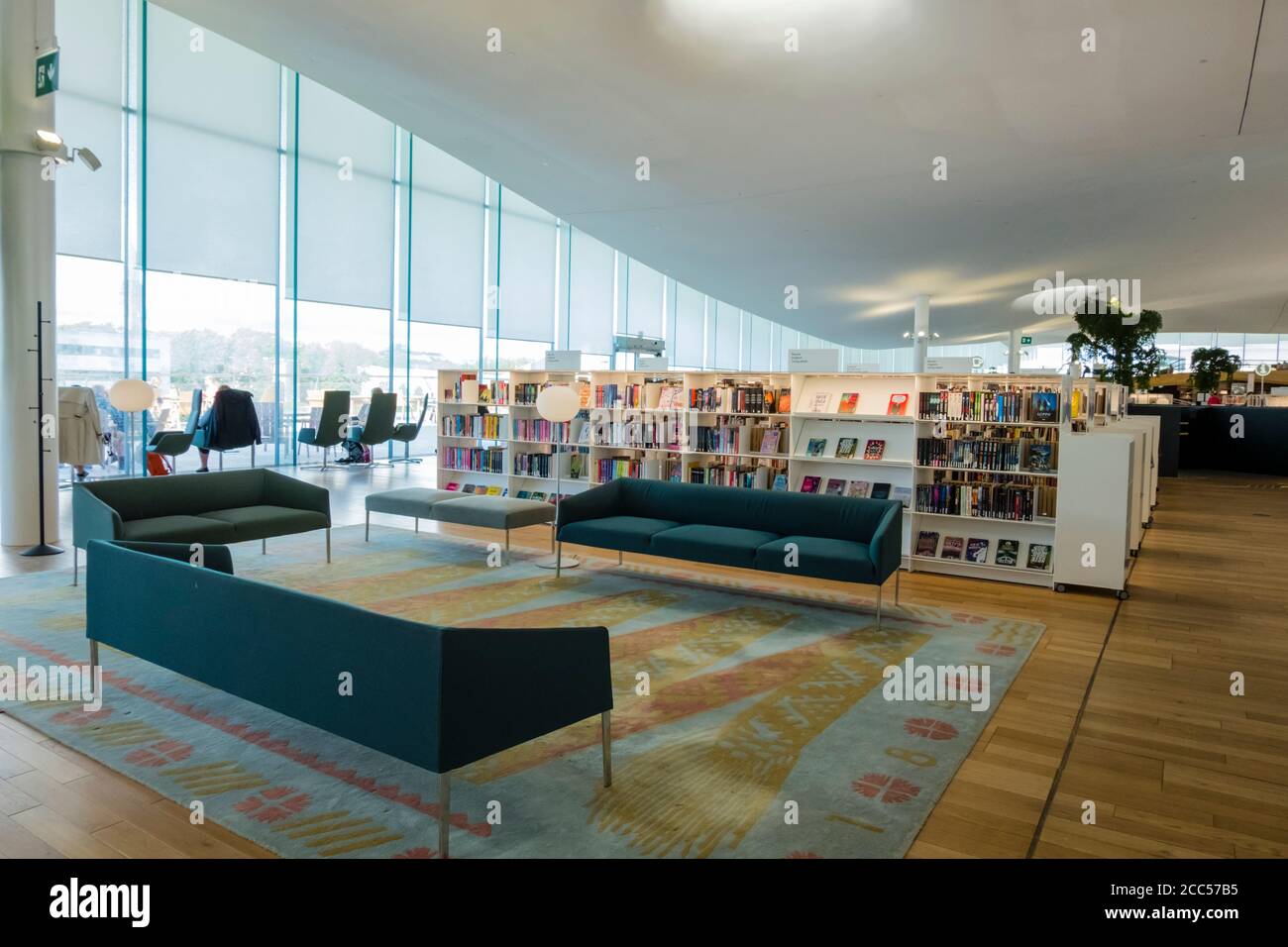 Area soggiorno, Oodi, biblioteca centrale, Helsinki, Finlandia Foto Stock