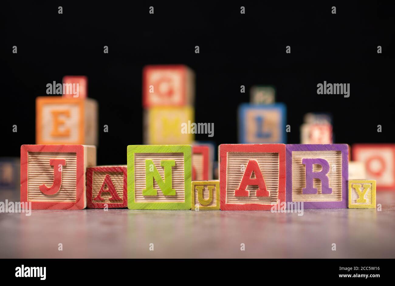 Parola gennaio scritto con blocchi di legno Foto Stock