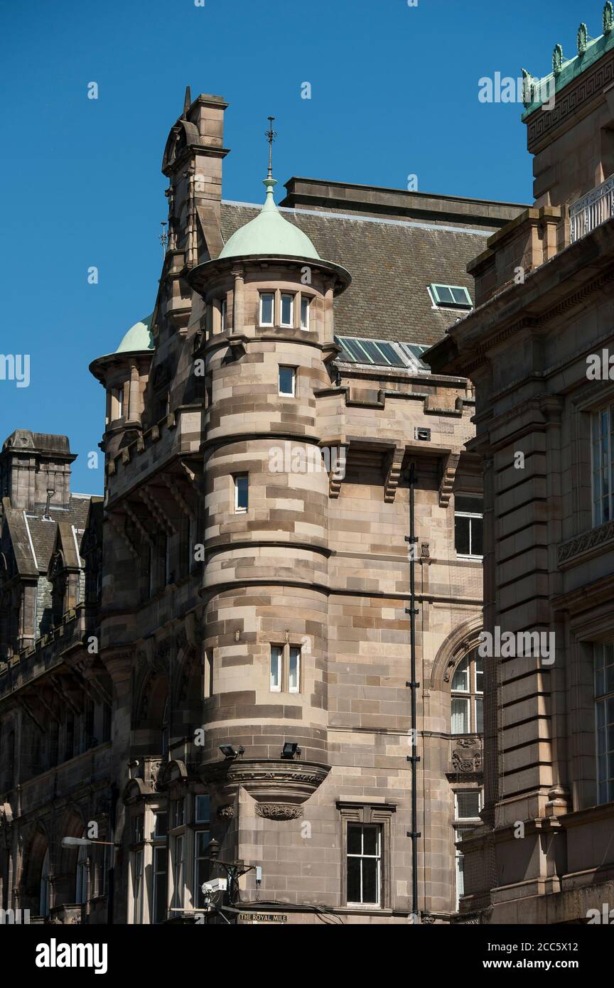 Splendidi edifici sul Royal Mile, città di Edimburgo, Scozia. Foto Stock