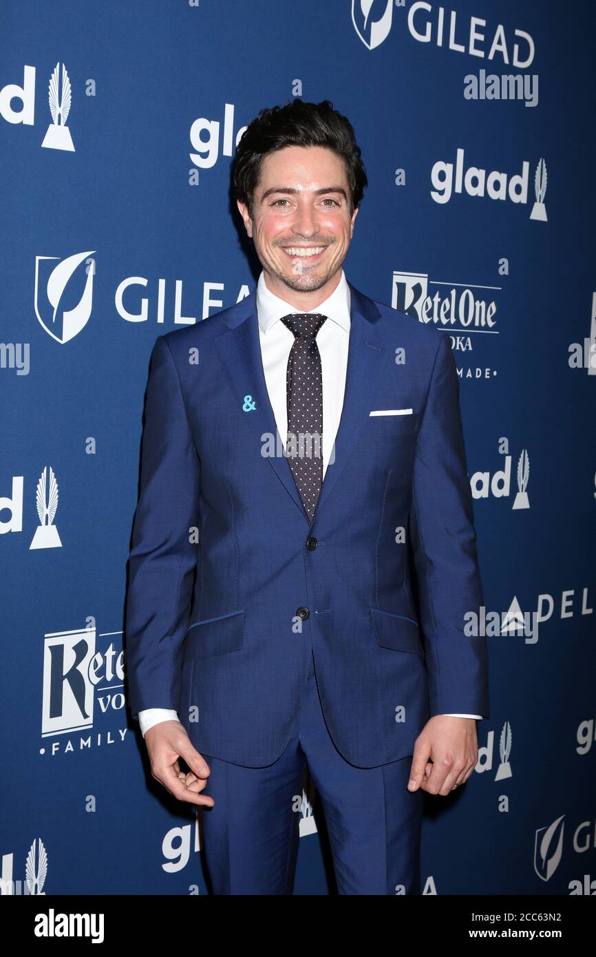 LOS ANGELES - Apr 12: Ben Feldman al GLAAD Media Awards Los Angeles al Beverly Hilton Hotel il 12 aprile 2018 a Beverly Hills, California Foto Stock