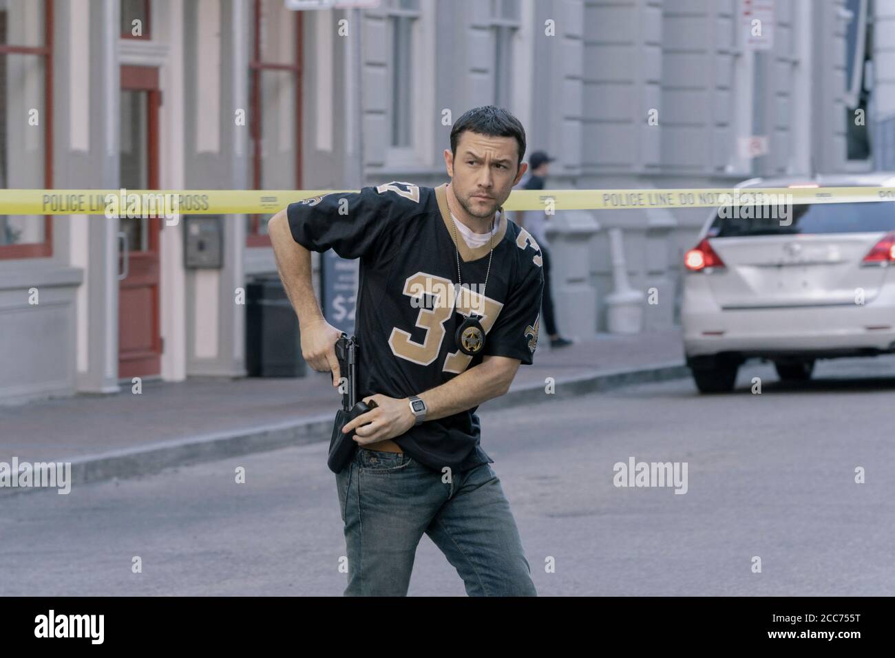 DATA DI USCITA: 14 agosto 2020 TITOLO: Project Power STUDIO: Netflix REGISTI: Henry Joost, Ariel Schulman TRAMA: Quando una pillola colpisce le strade di New Orleans che dà ai suoi utenti superpoteri imprevedibili per cinque minuti, un concessionario adolescente e una squadra locale di poliziotto con un ex soldato per abbattere il gruppo responsabile della sua creazione. CON LA STELLA: JOSEPH GORDON-LEVITT Foto Stock