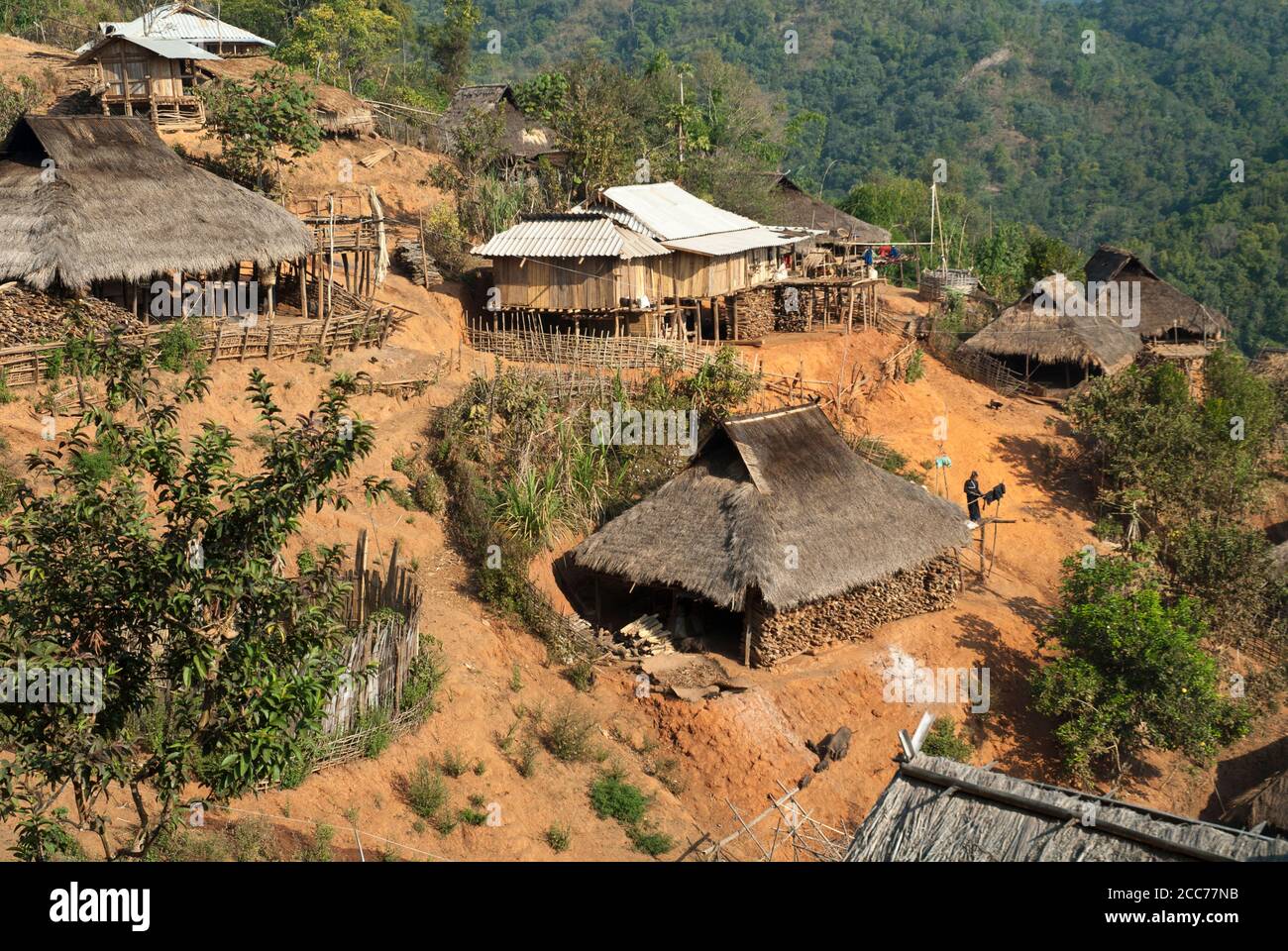 Paesi delle tribù delle colline ENG e Akha fuori Kengtung, Shan state, Myanmar (Birmania) Foto Stock