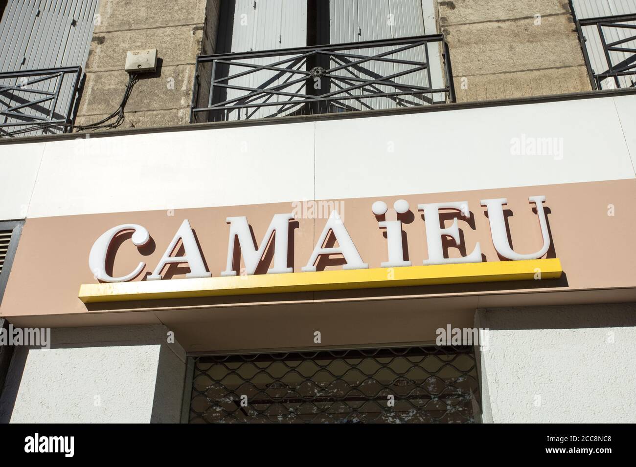Vetrina di un negozio Camaïeu in Francia Foto Stock