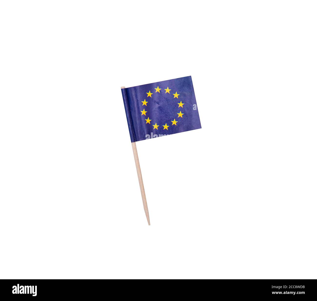 Tooth pick con bandiera di carta dell'Unione europea, bandiera dell'Unione europea su un dentifricio di legno Foto Stock